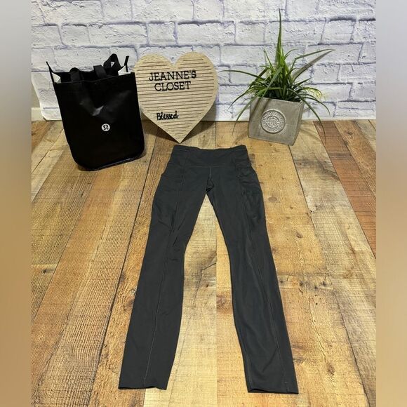 Lululemon Fast and Free Tight II 25" *Non-Reflective Nulux
Titanium - Picture 8 of 13